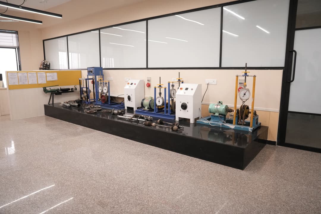 Dynamics of Machinery